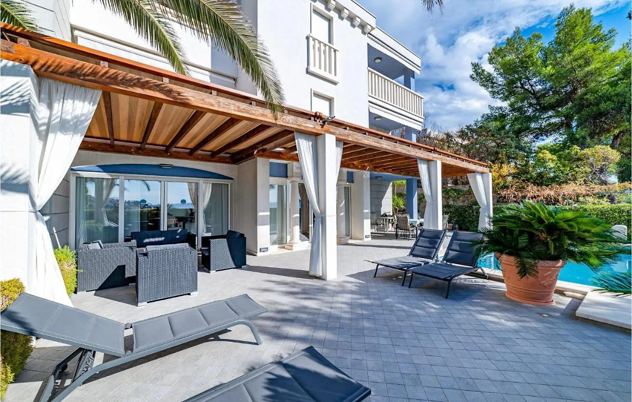 Amazing Home In Okrug Gornji With Wifi Trogir 0*,  Croatia